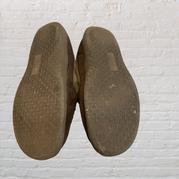 Men's House Shoe/Slipper, XL, Loafer Style, Rubber Sole, Adjustable for Width - Picture 10 of 12